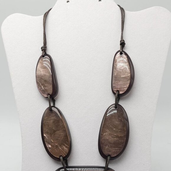 Chunky Brown Resin Slab Statement Necklace With Adjustable Cord - Picture 3 of 6